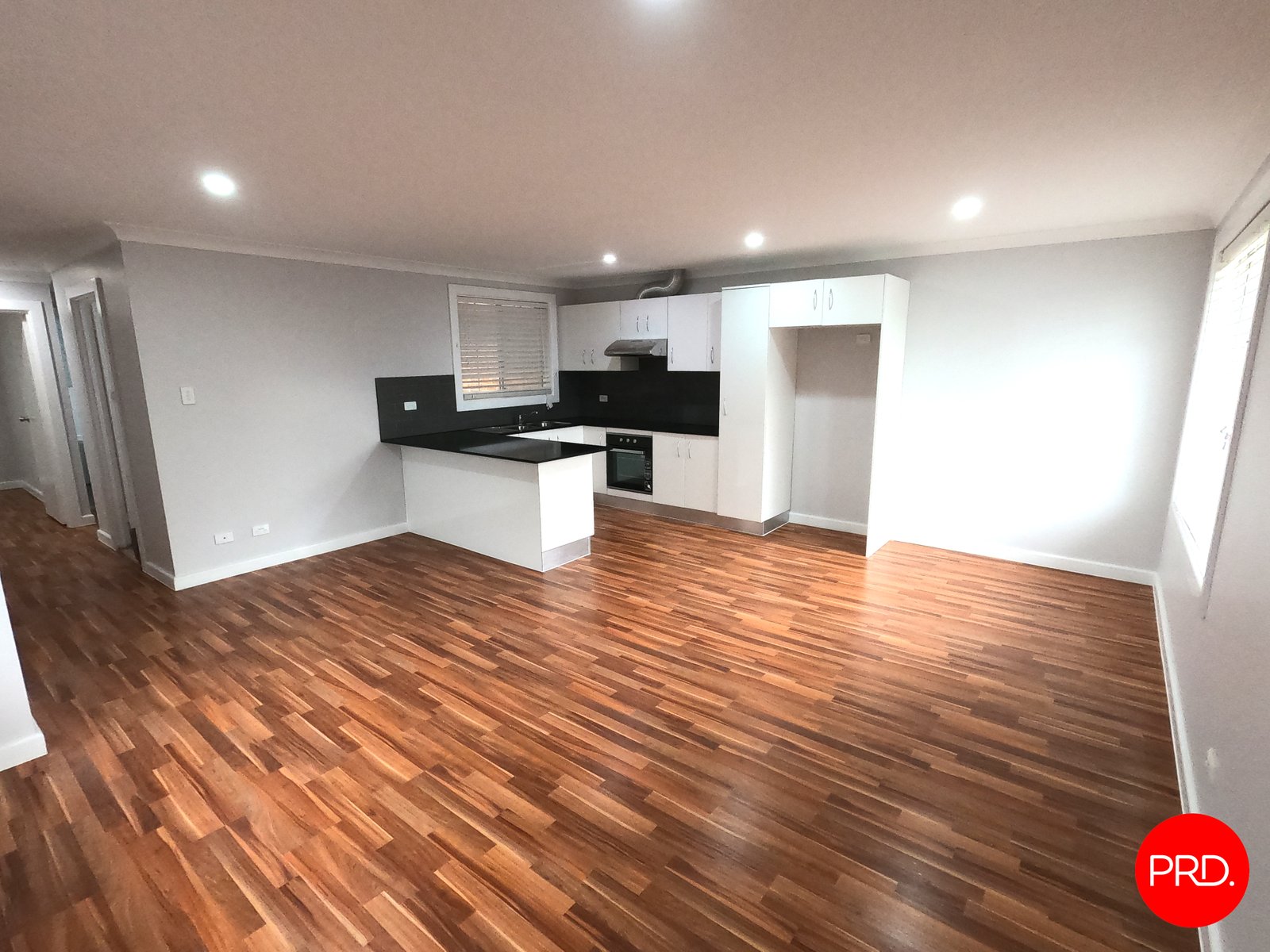 3/221 Oxford Road INGLEBURN 2
