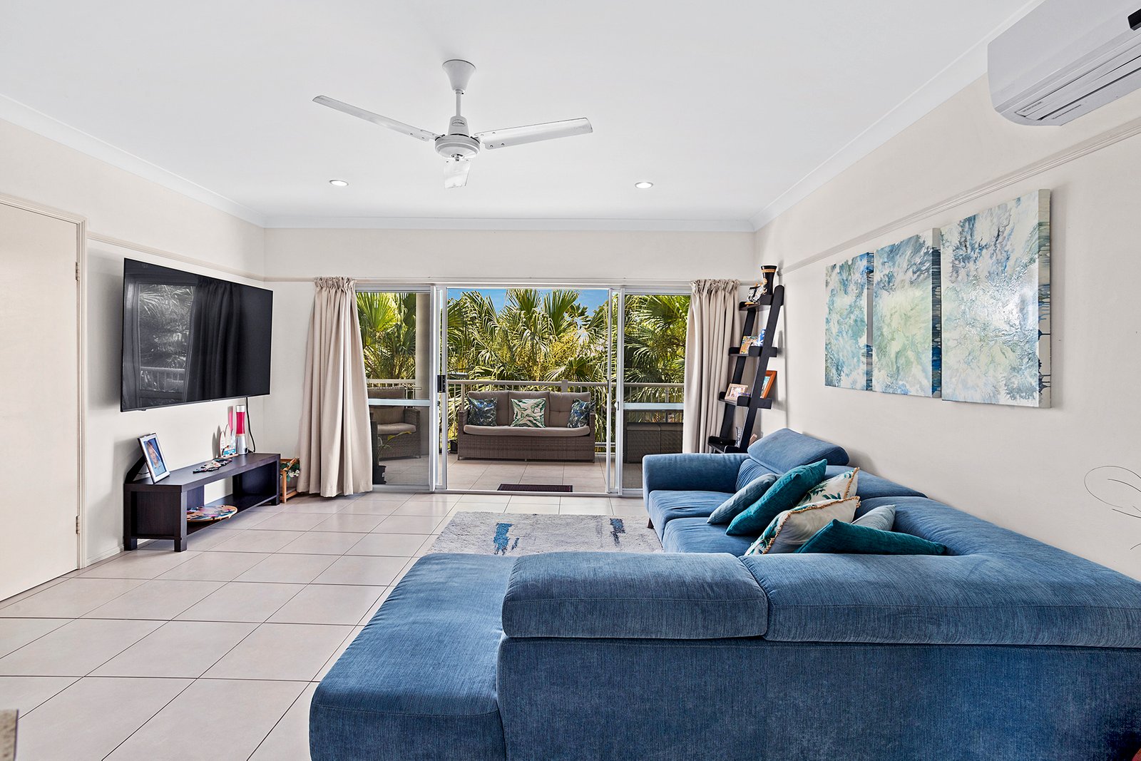 32/24 Pandanus Drive CANNONVALE 4
