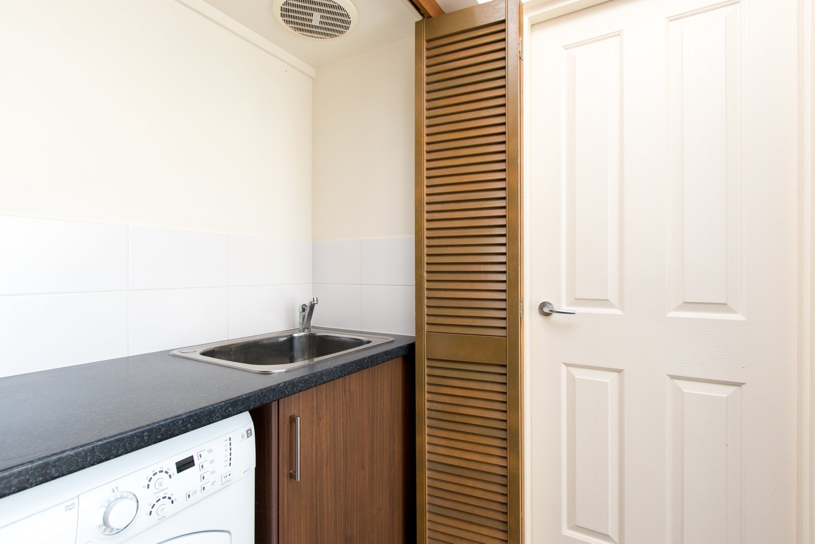 32/25 Millington Road CABLE BEACH 11