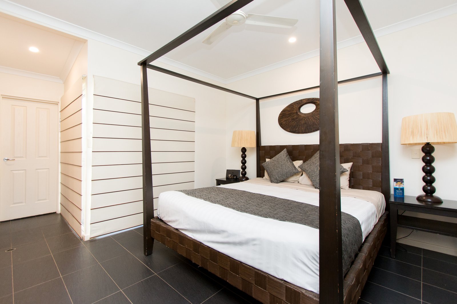 32/25 Millington Road CABLE BEACH 13