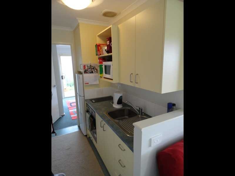 32/26a Freesia Court KINGSTON 5