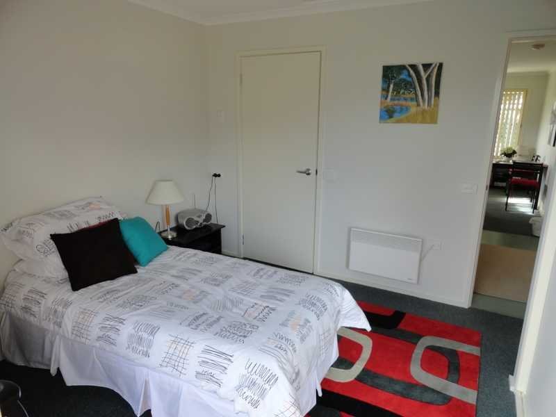 32/26a Freesia Court KINGSTON 7