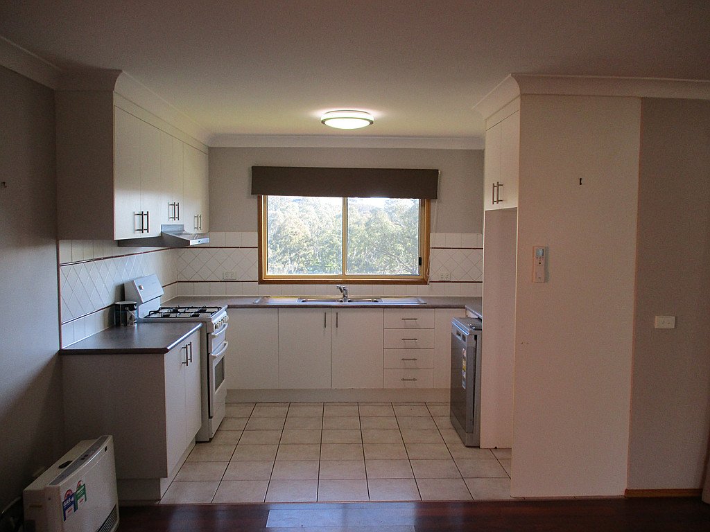 3/227 Wynyard Street TUMUT 4