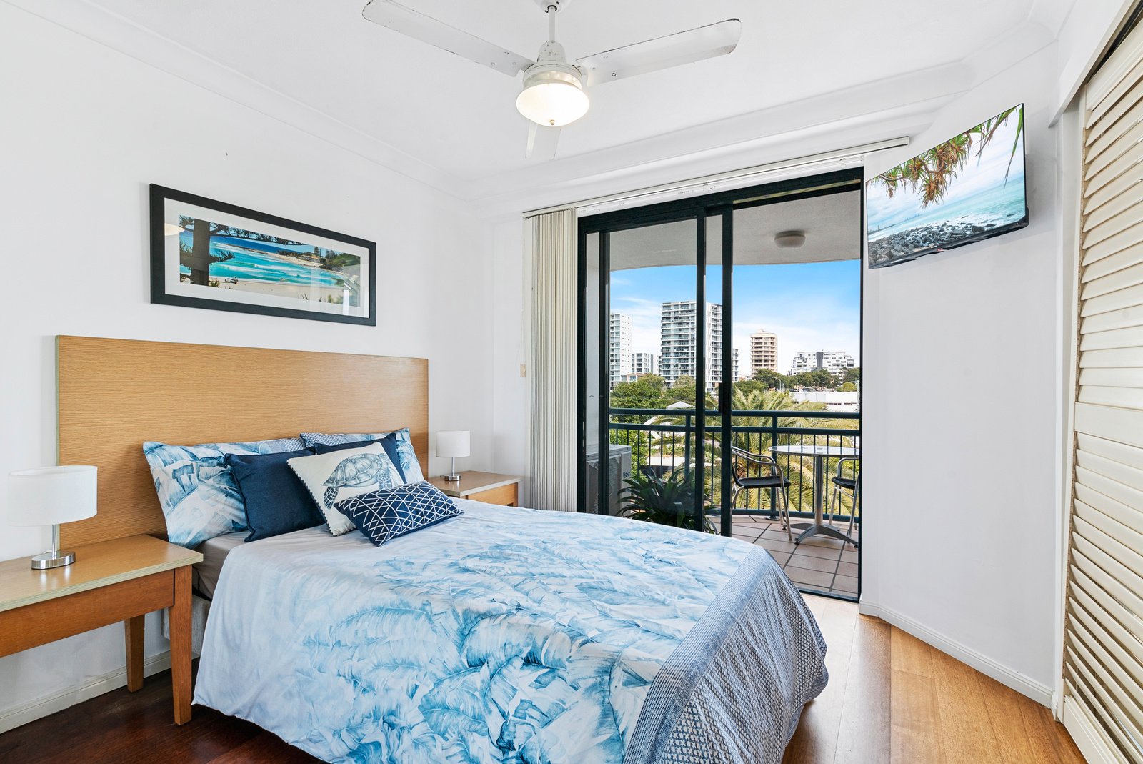 322/99 Griffith Street COOLANGATTA 6