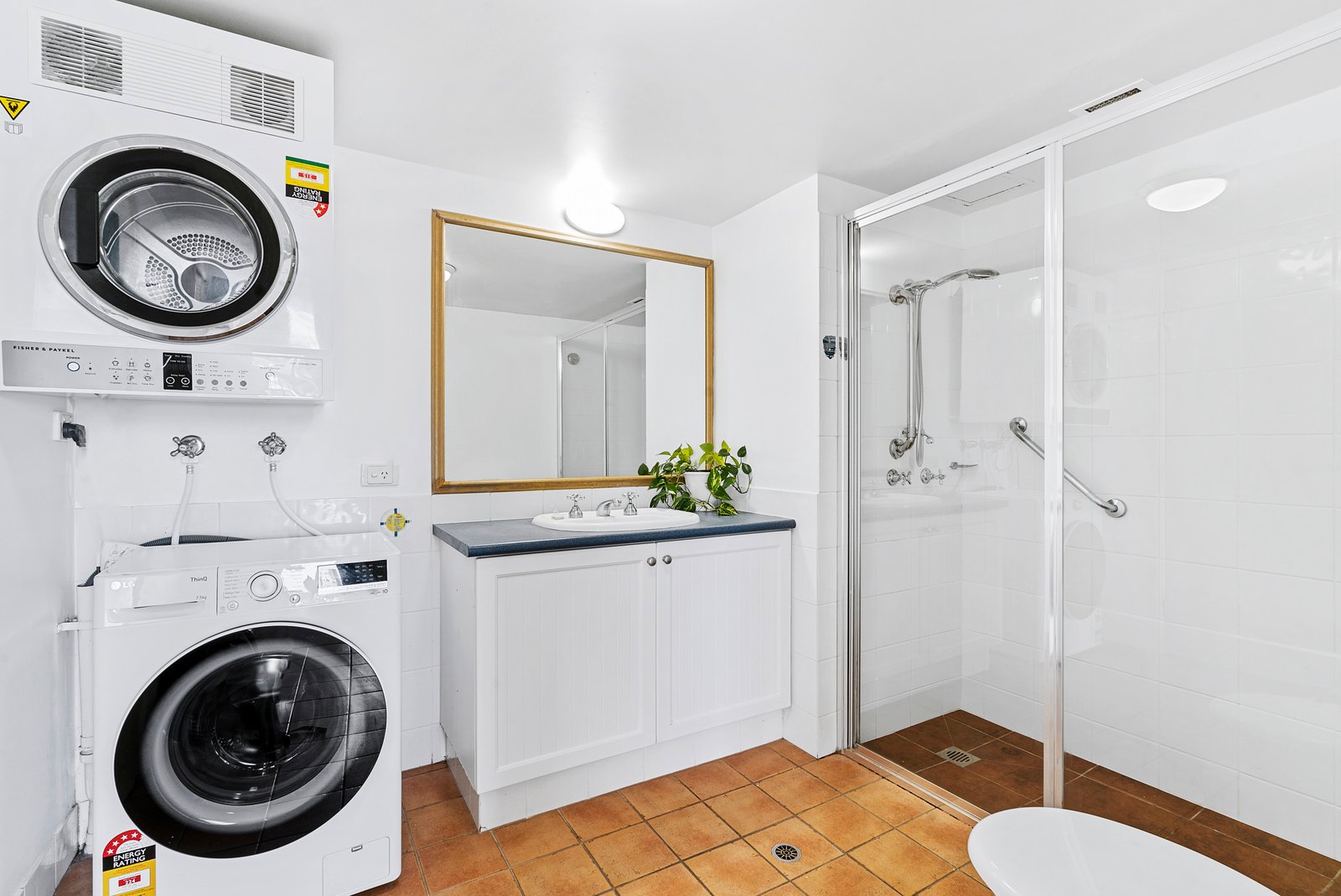 322/99 Griffith Street COOLANGATTA 7