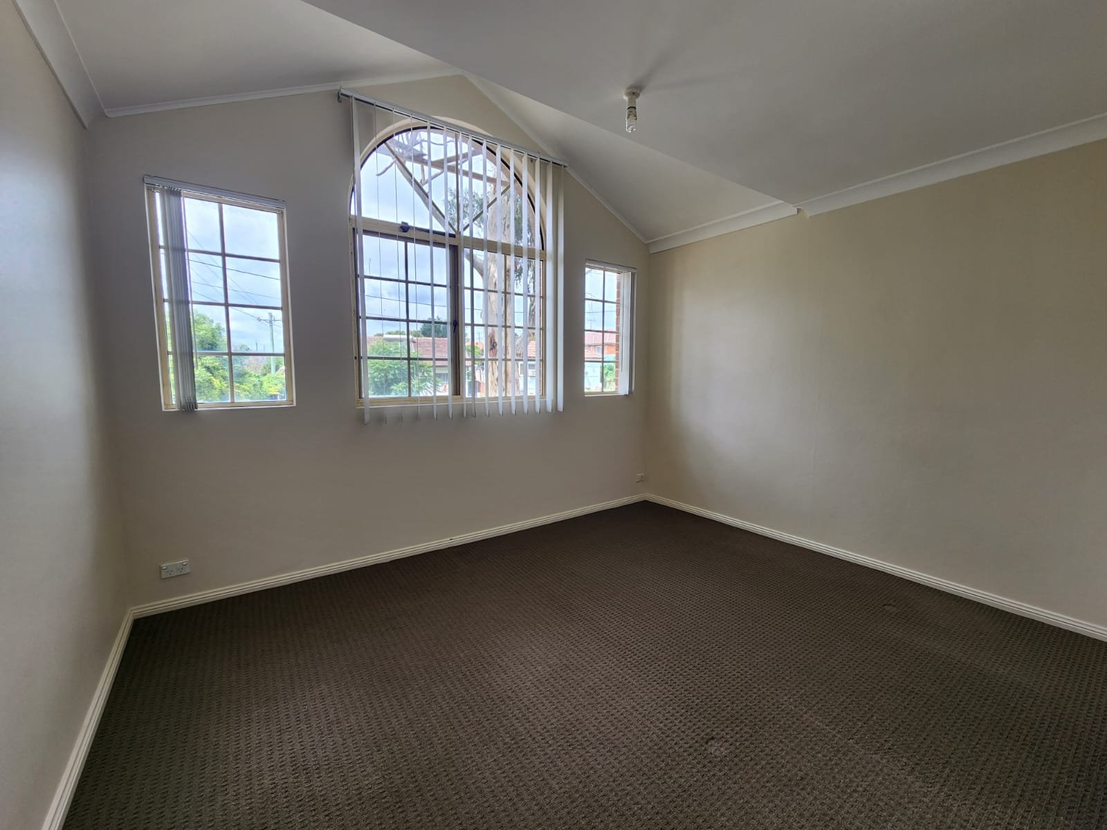 3/23 Atkison Street LIVERPOOL 5