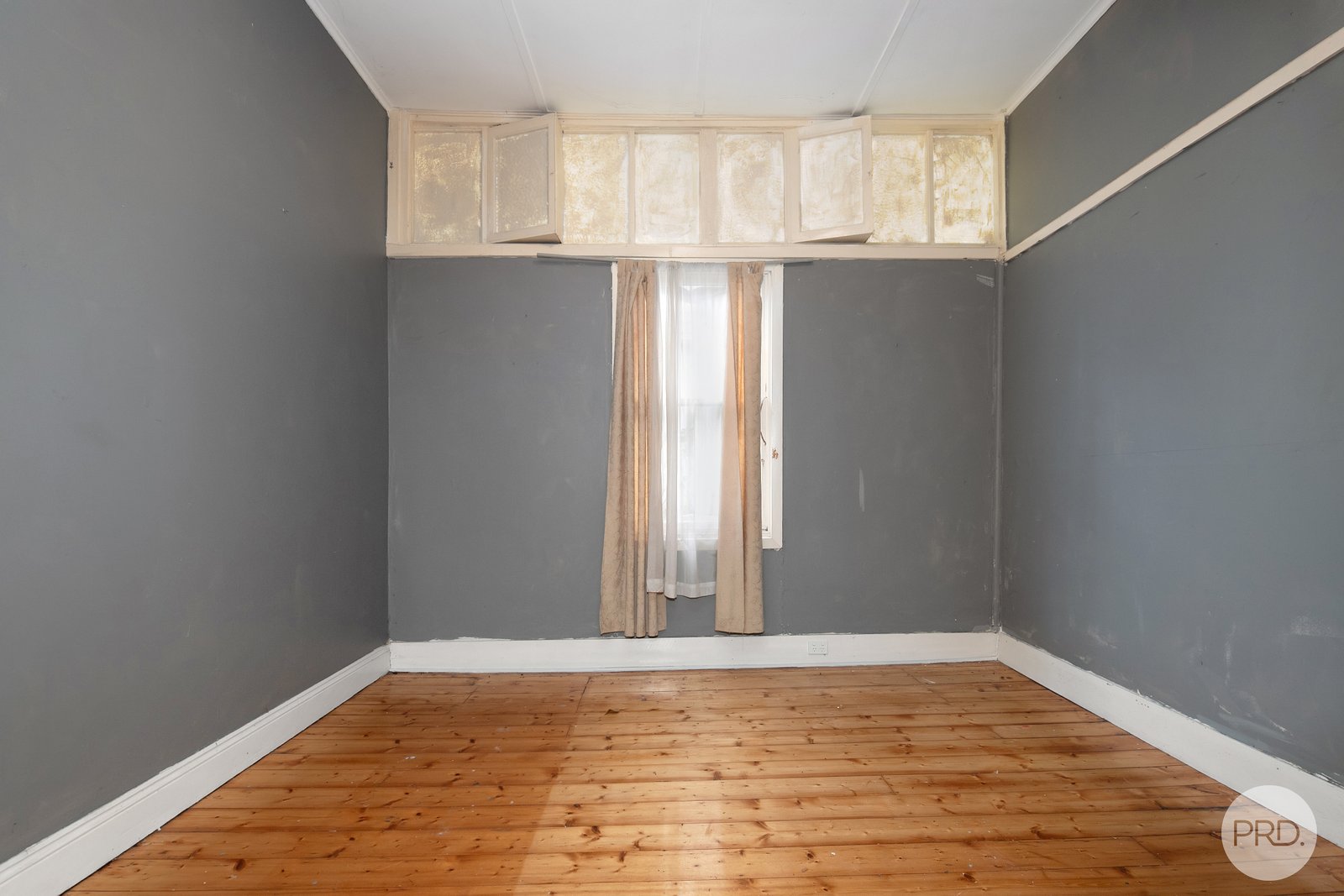 323 Barkly Street GOLDEN POINT 8