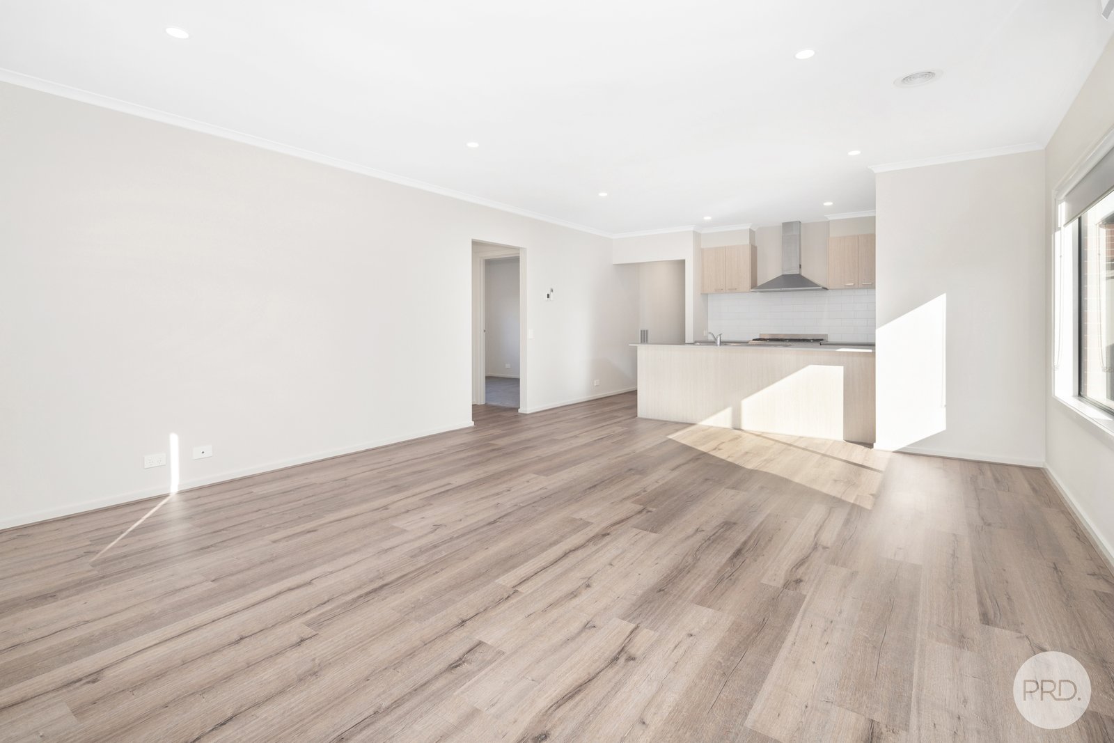 3/23 Flockhart Street MOUNT PLEASANT 9
