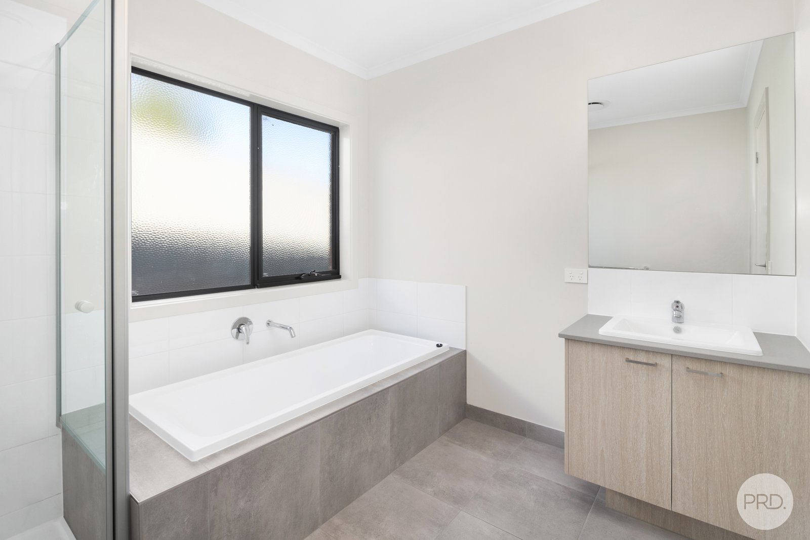 3/23 Flockhart Street MOUNT PLEASANT 11