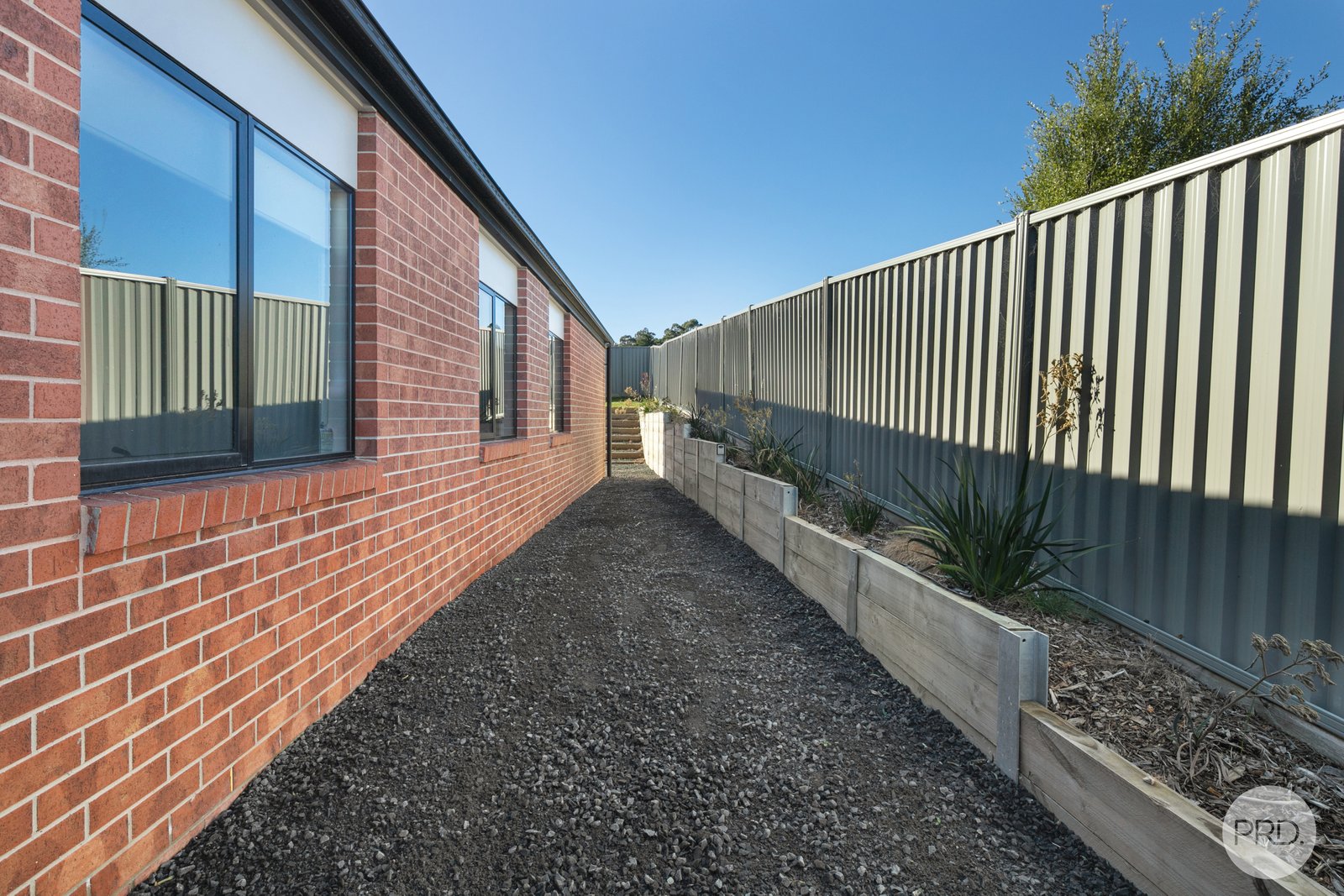 3/23 Flockhart Street MOUNT PLEASANT 12