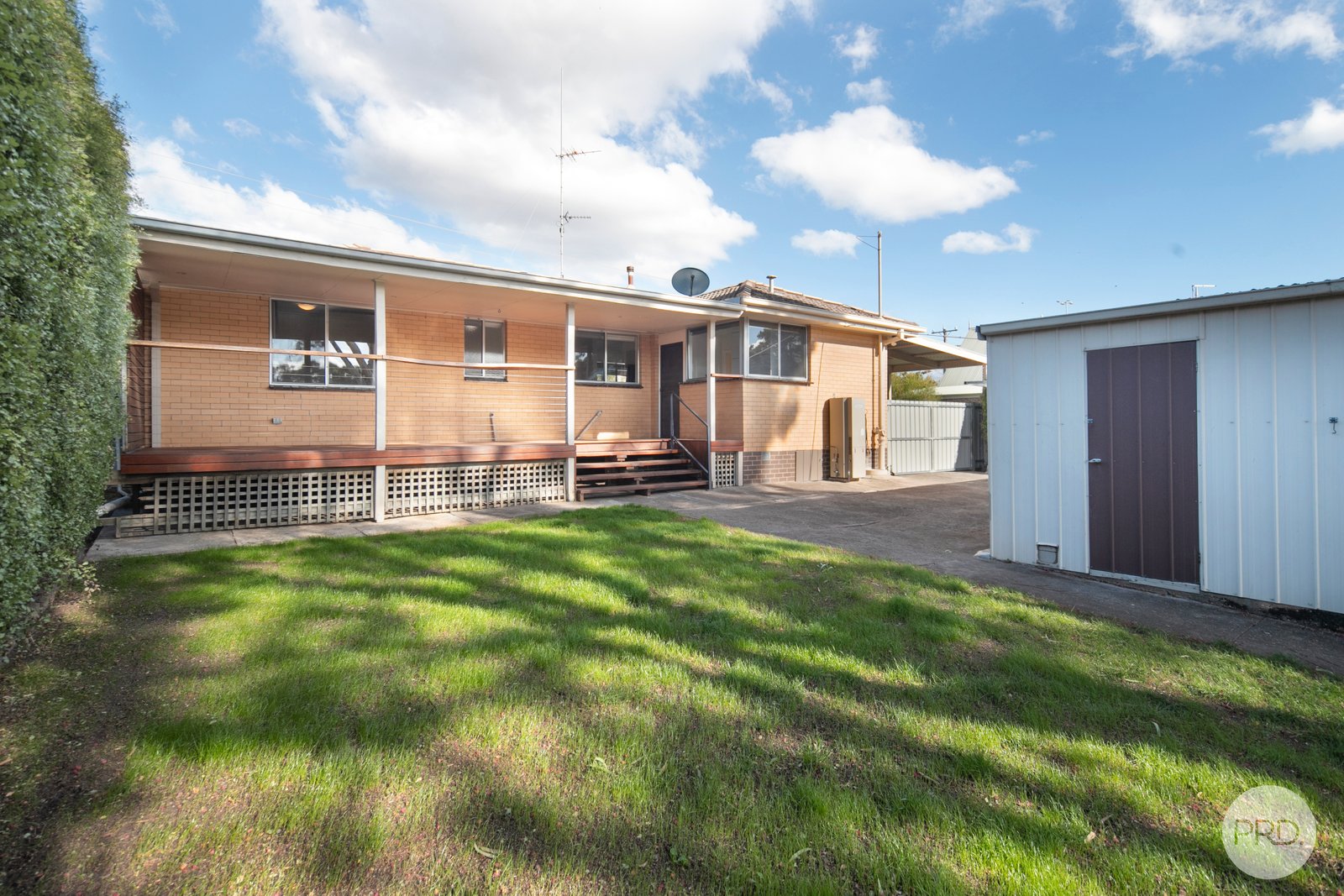 323 Humffray St N BROWN HILL 11