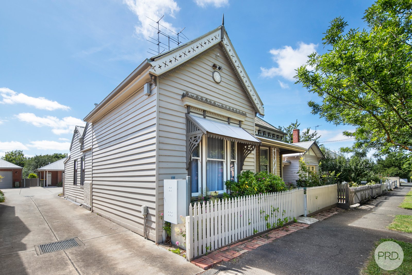 323 Raglan Street South BALLARAT CENTRAL 13