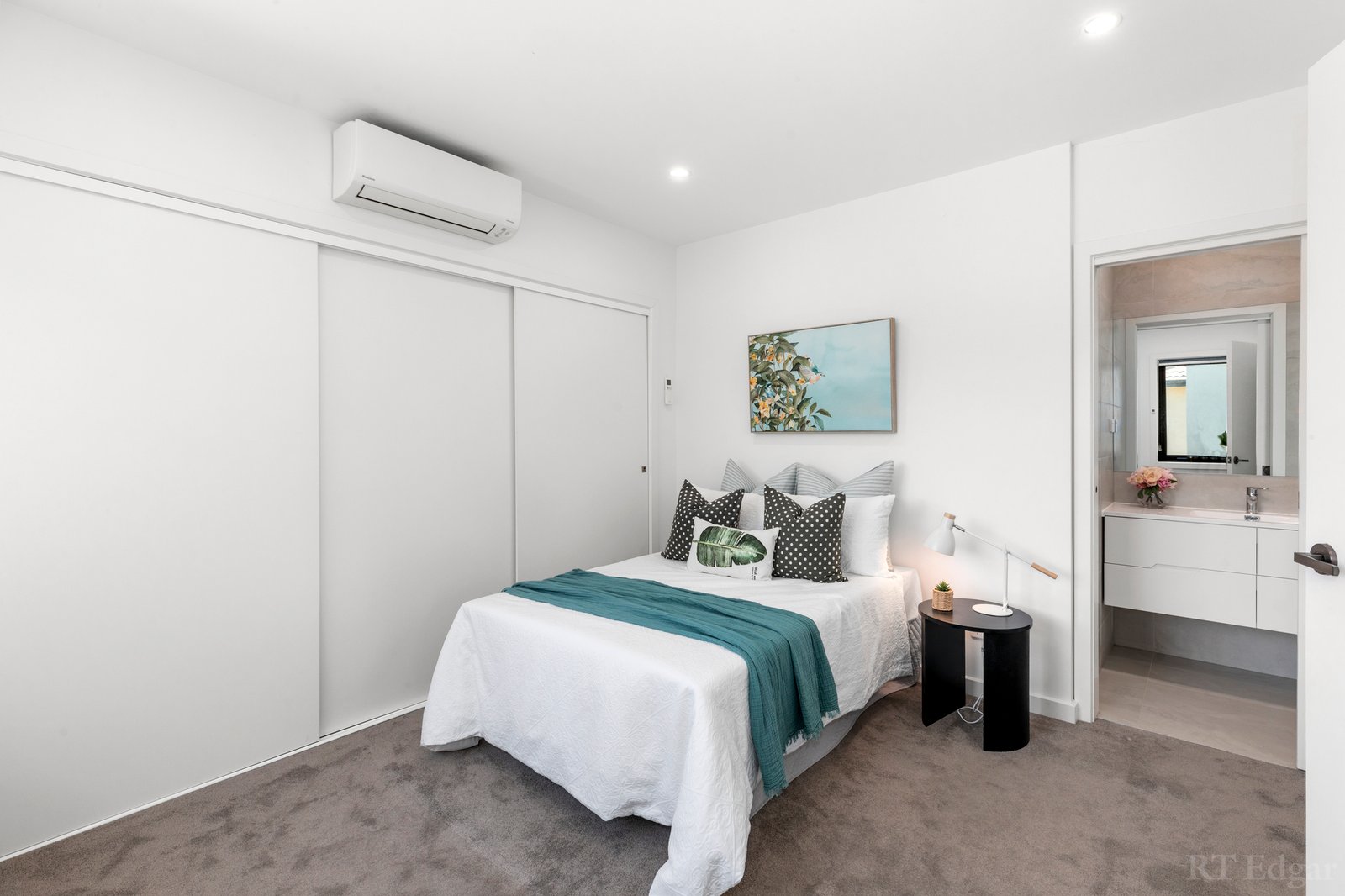 Real Estate and Property in 3/233 Thompsons Road, Templestowe Lower, VIC