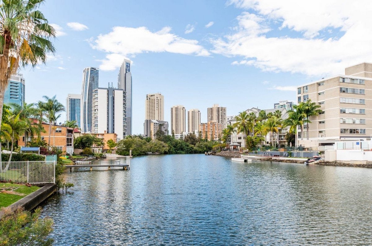 32/37 Peninsula Drive Surfers Paradise 12