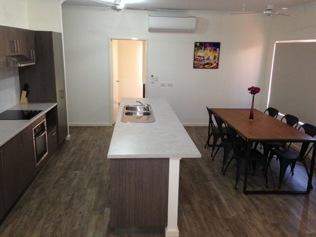 3/23A Nakamura Avenue BILINGURR 3