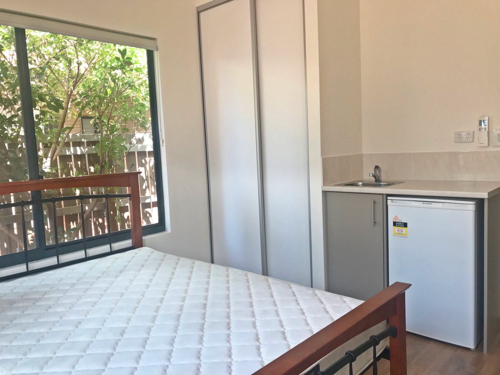 3/23A Nakamura Avenue BILINGURR 2