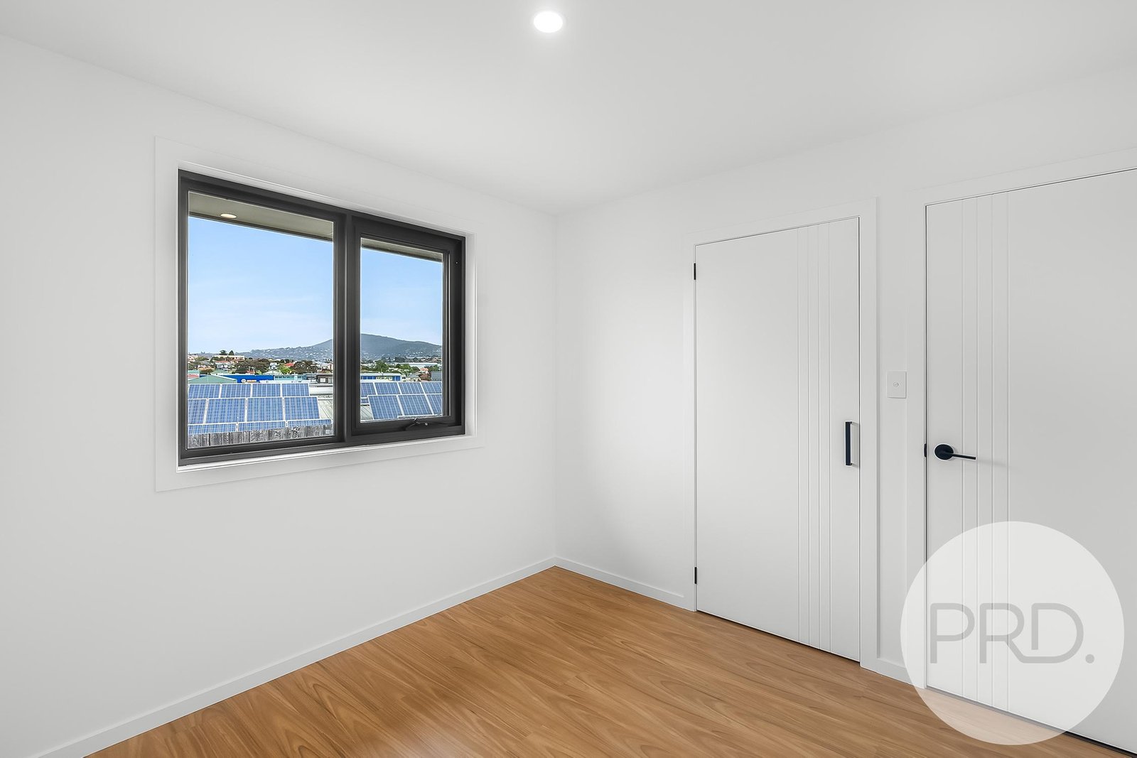 3/24 Arundel Street DERWENT PARK 7