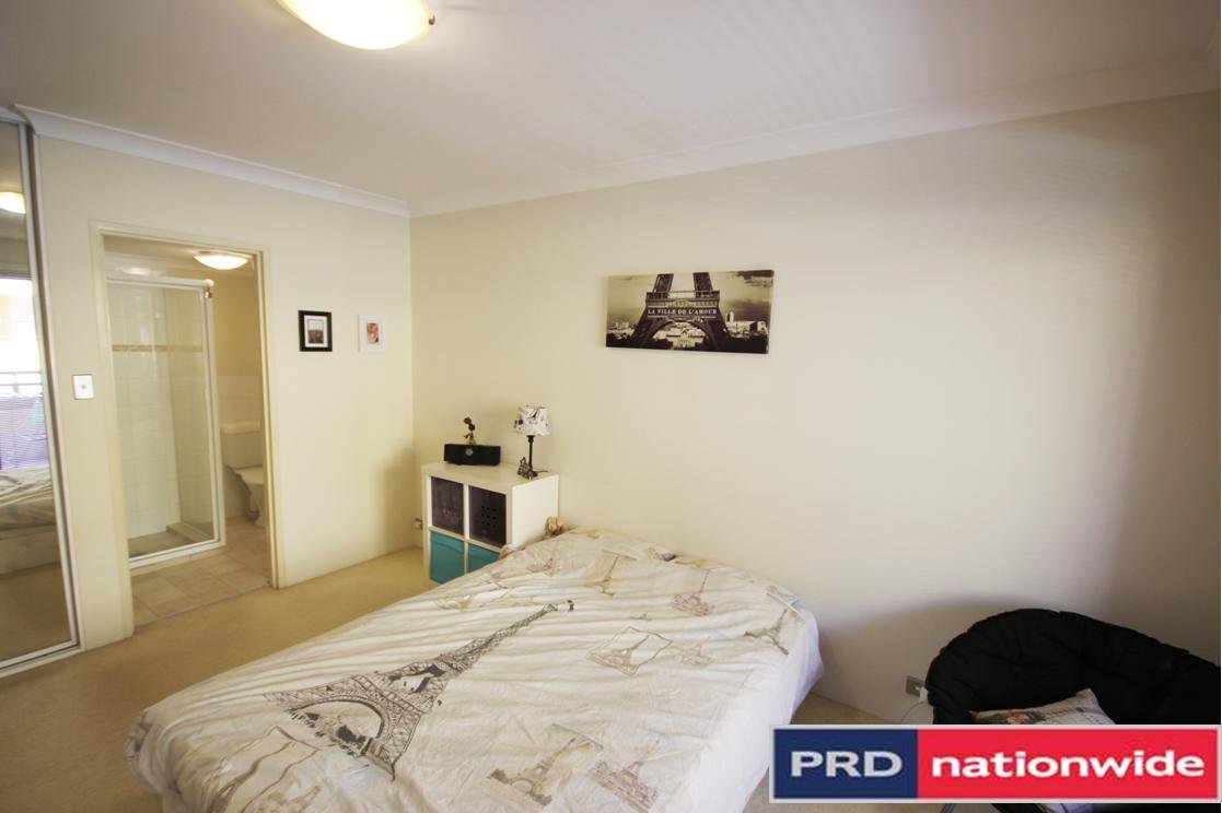 3/24 Belgrave Street KOGARAH 5