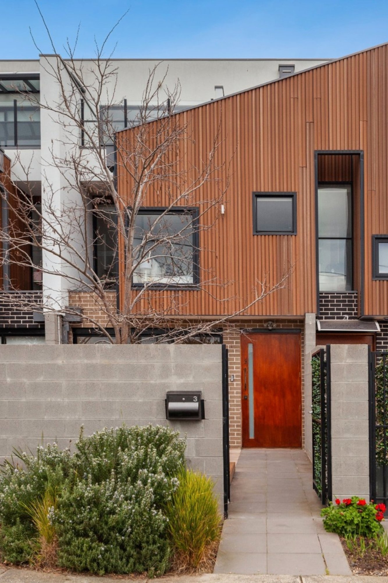 Gallery: 3/24 Cadby Avenue