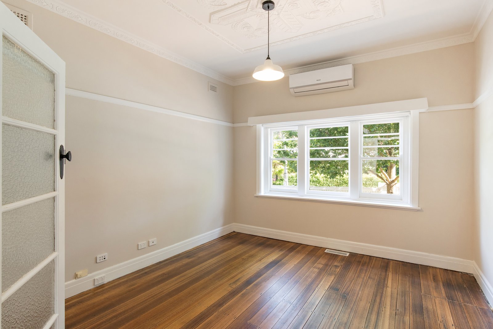 Gallery: 324 Finch Street