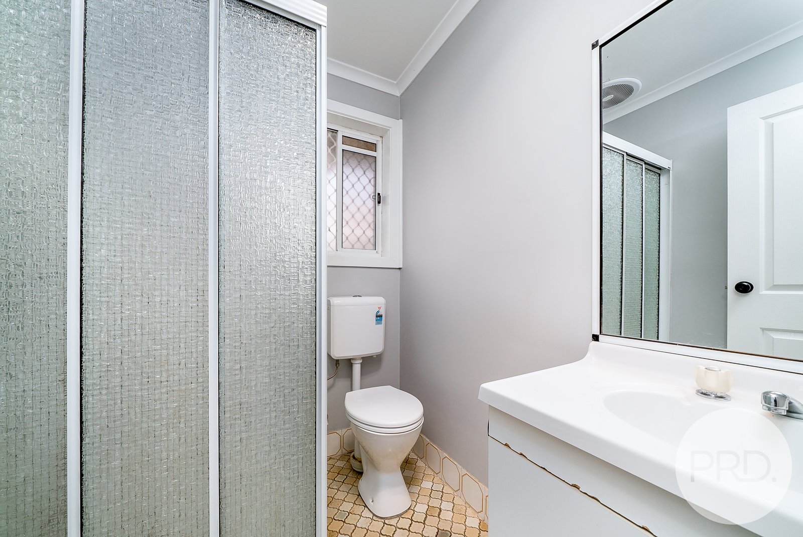 3/24 Incarnie Cres  WAGGA WAGGA 7