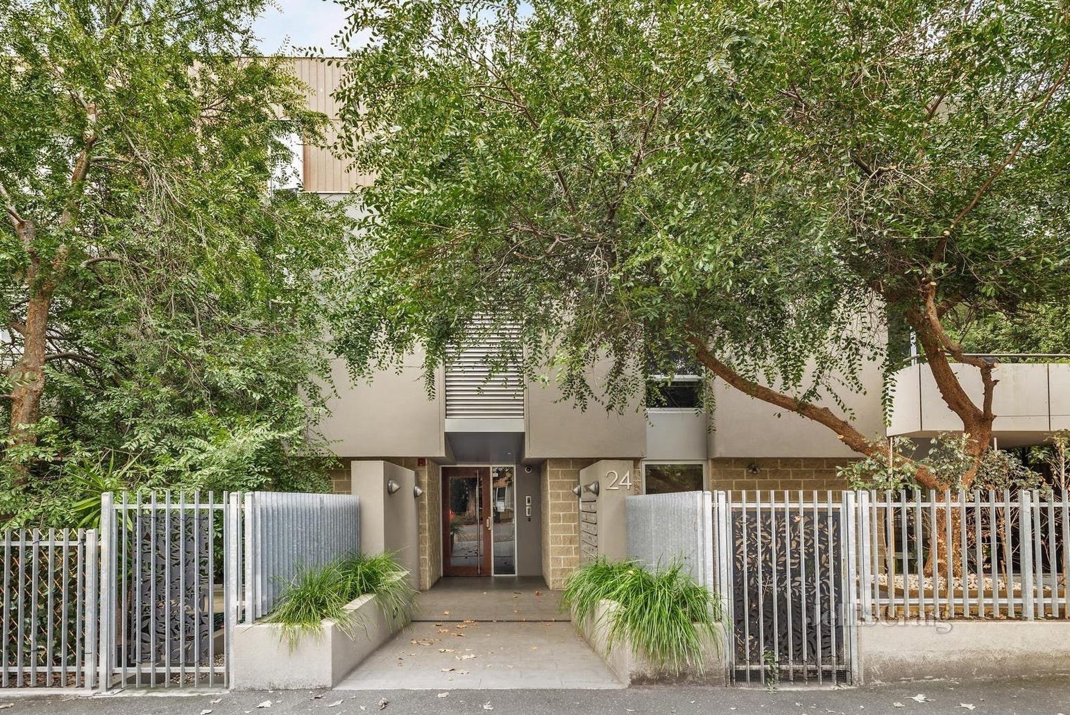 Gallery: 3/24 Milton Street