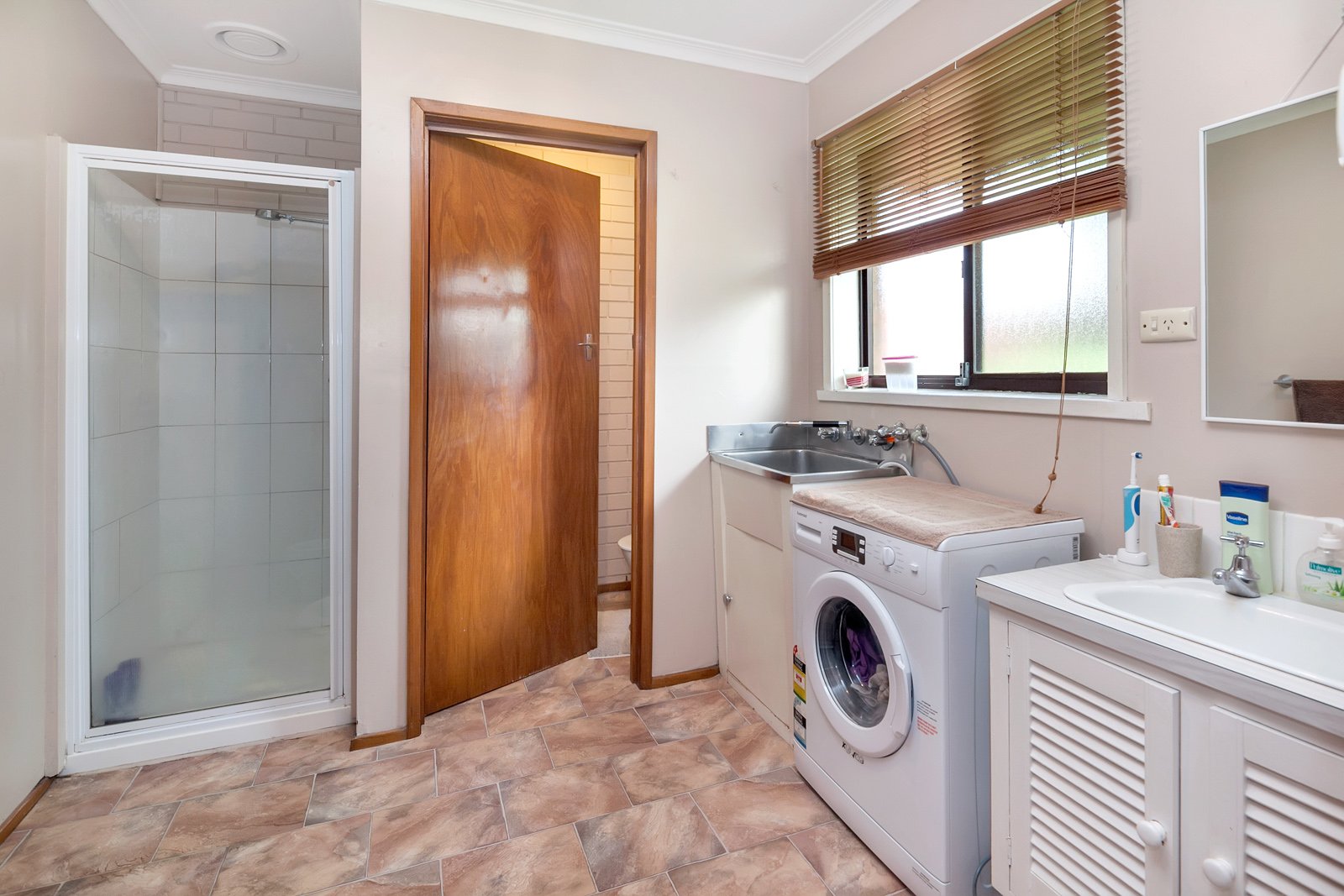 3/24 Molbray Street WENDOUREE 4