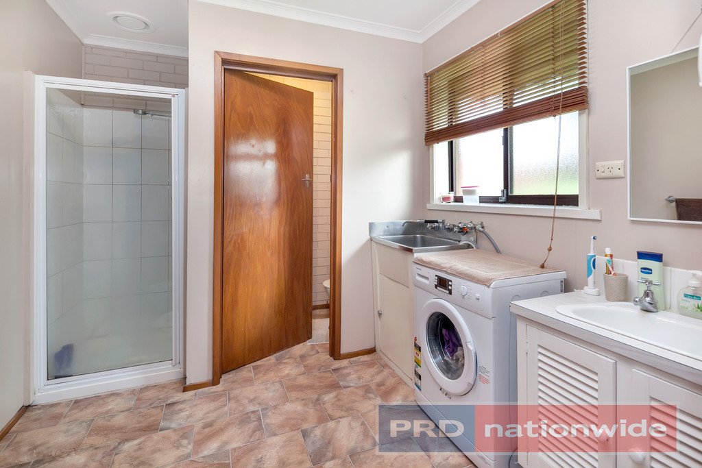 3/24 Molbray Street WENDOUREE 4