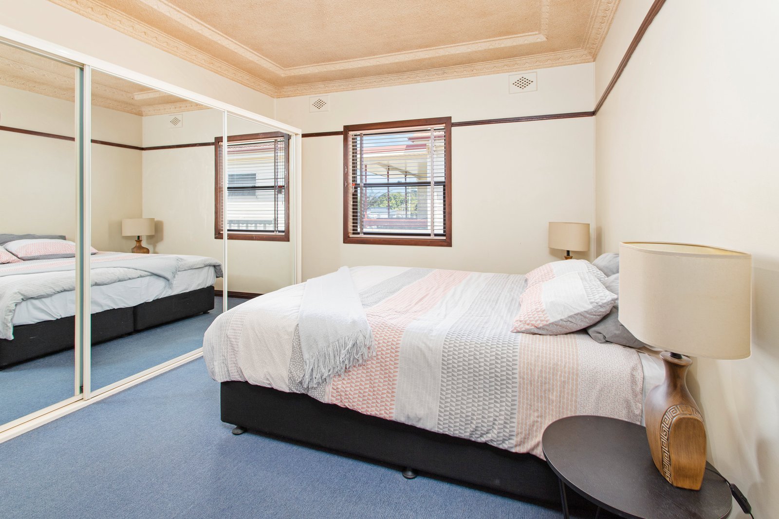 324 Northcliffe Drive LAKE HEIGHTS 5