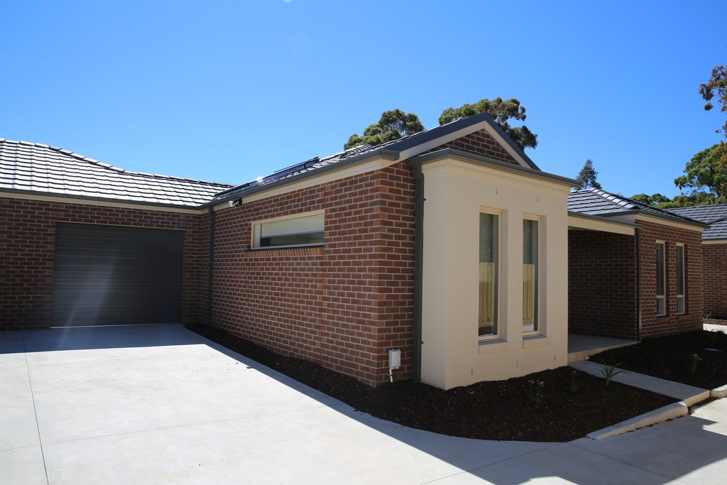 3/24 Olympic Avenue MOUNT CLEAR 1