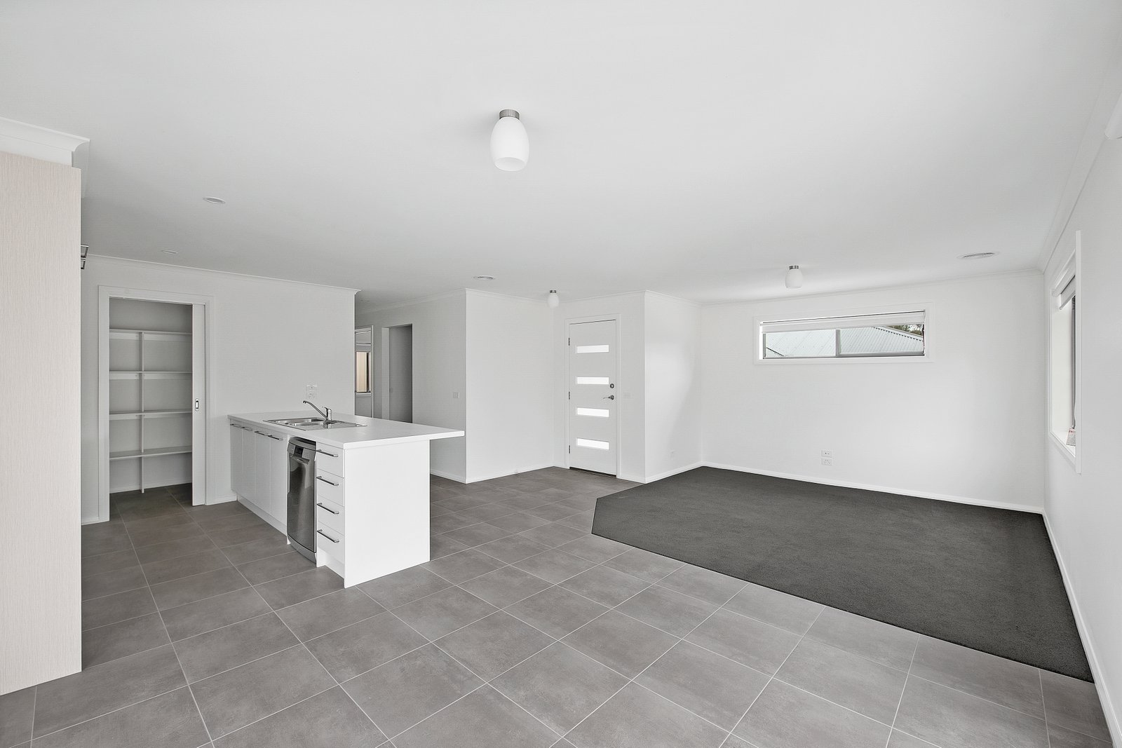 Gallery: 3/24 Shakespeare Avenue