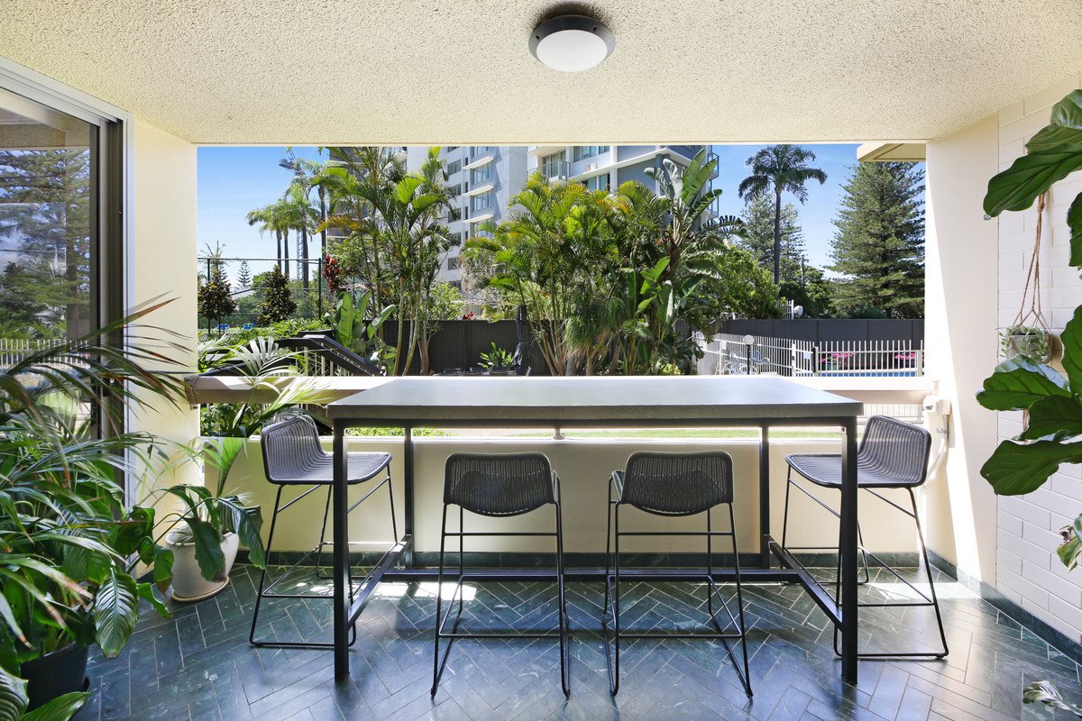 3/24 The Esplanade Burleigh Heads 6