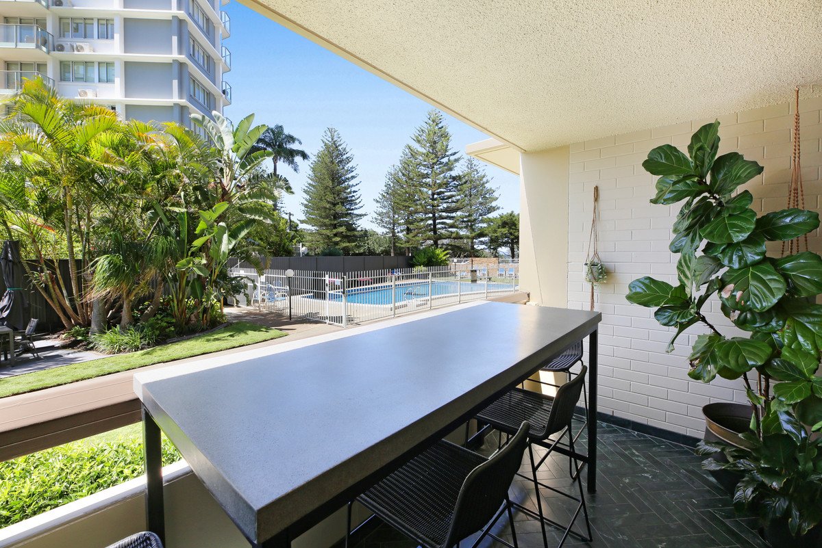 3/24 The Esplanade Burleigh Heads 7