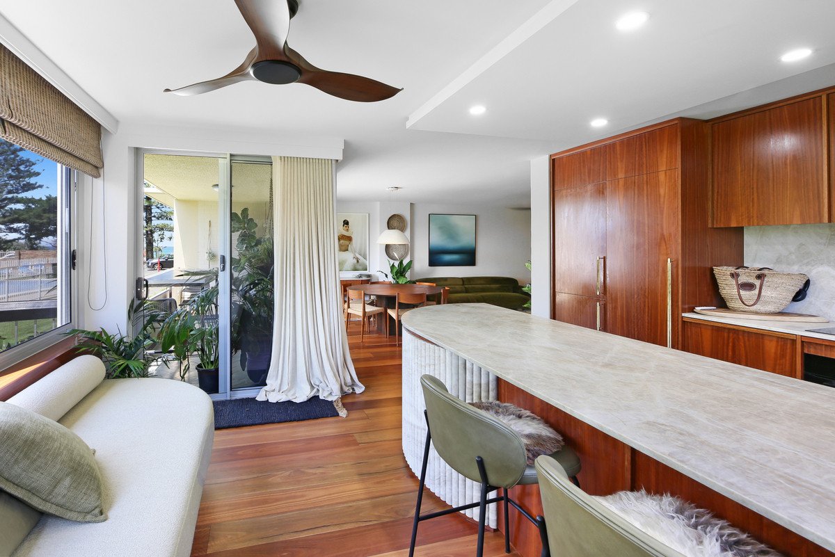 3/24 The Esplanade Burleigh Heads 12