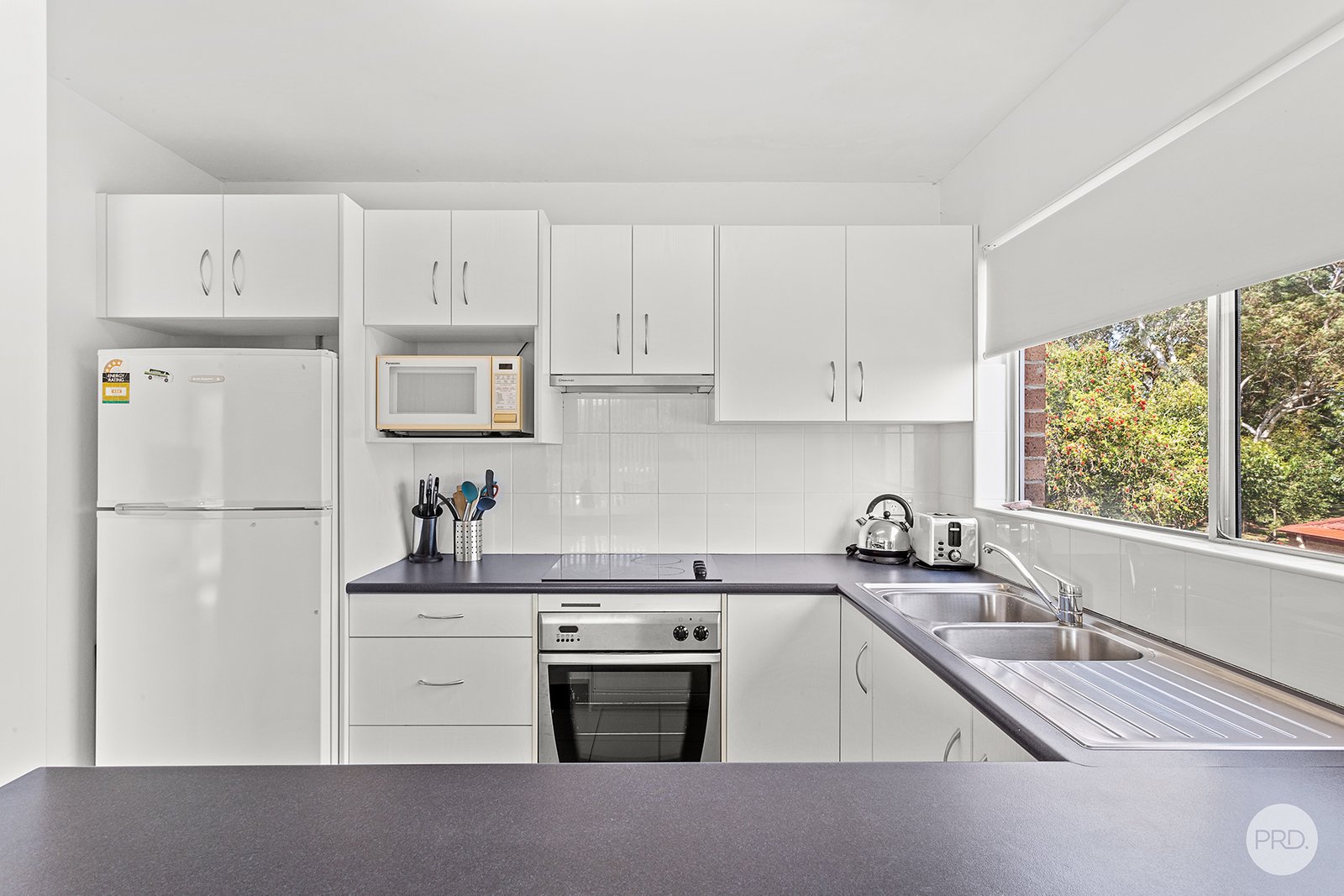 3/24 Weatherly Close NELSON BAY 6