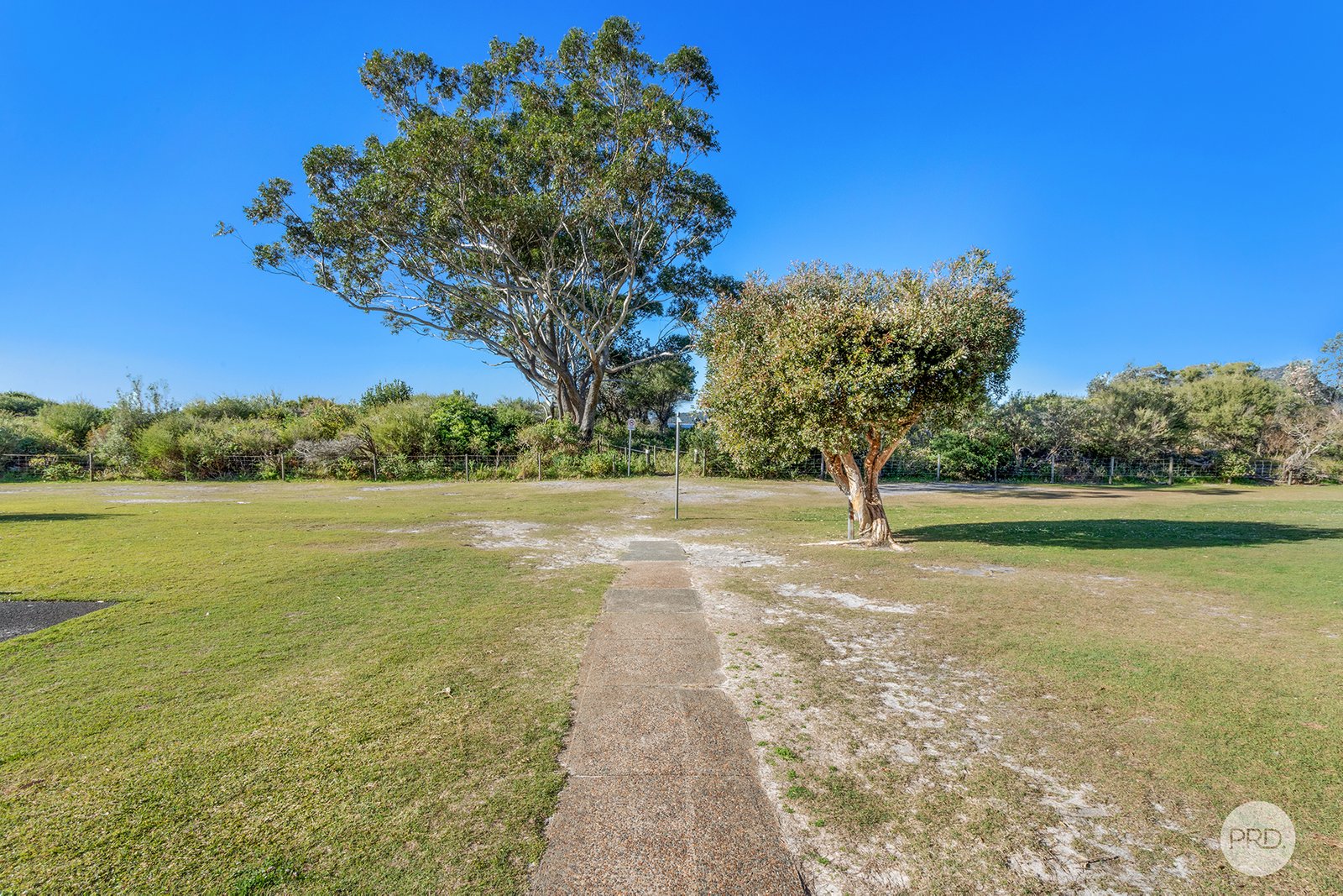 3/24 Weatherly Close NELSON BAY 19
