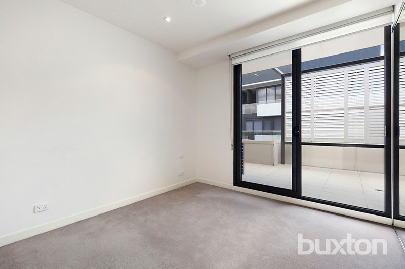 Gallery: 324/380 Bay Street