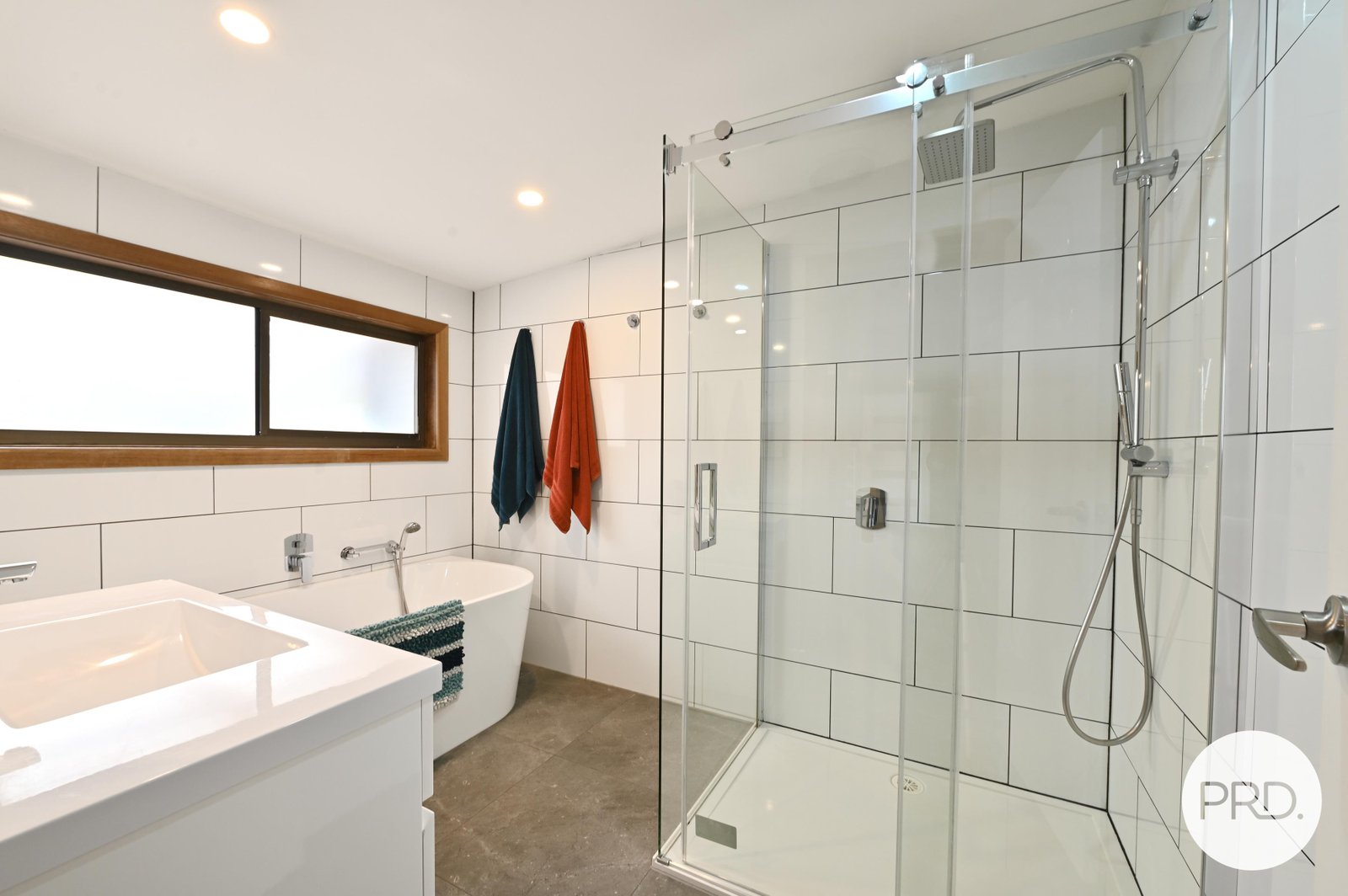 3247 Lyell Highway ROSEGARLAND 12