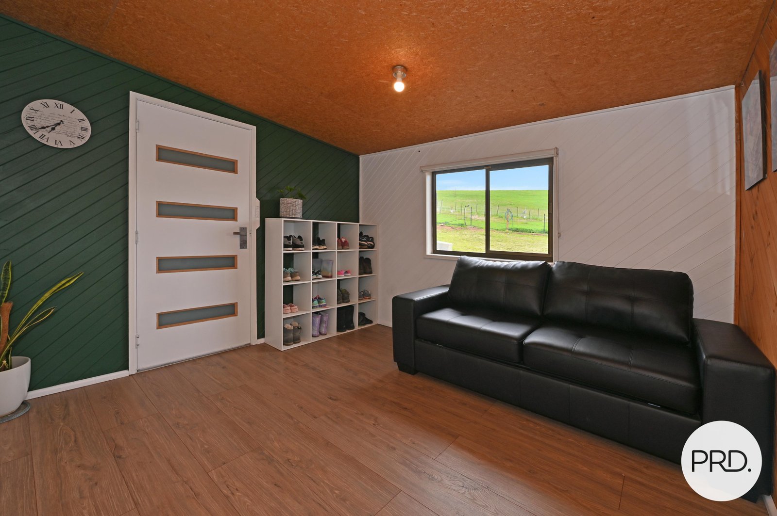 3247 Lyell Highway ROSEGARLAND 13