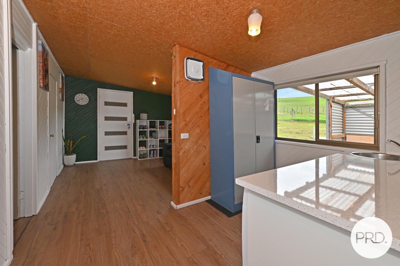 3247 Lyell Highway ROSEGARLAND 14
