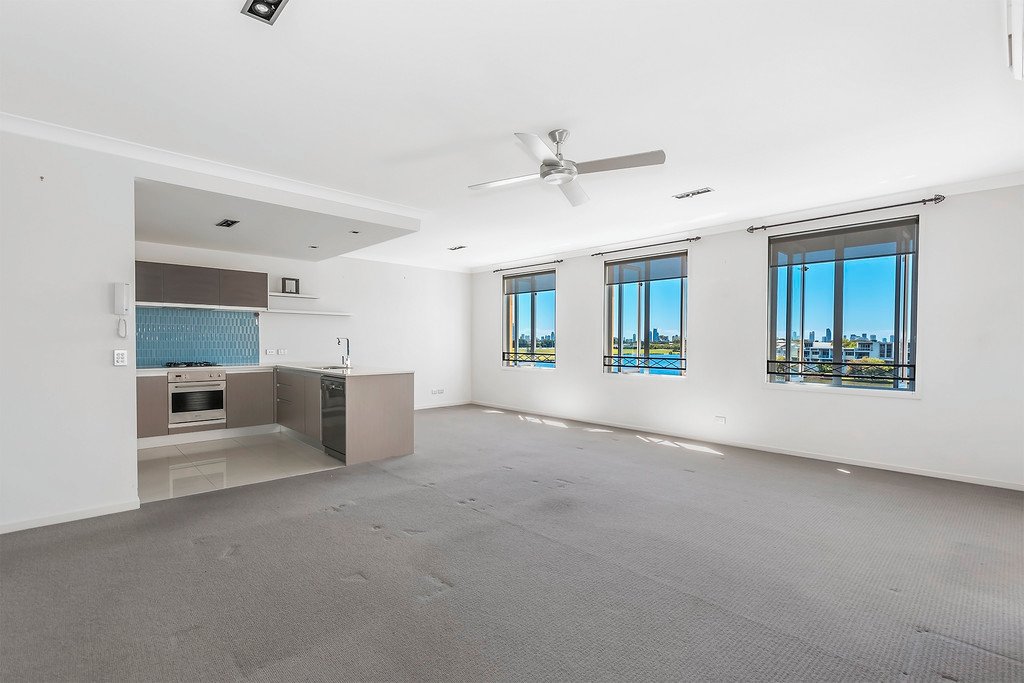 3247/3030 The Boulevard CARRARA 3