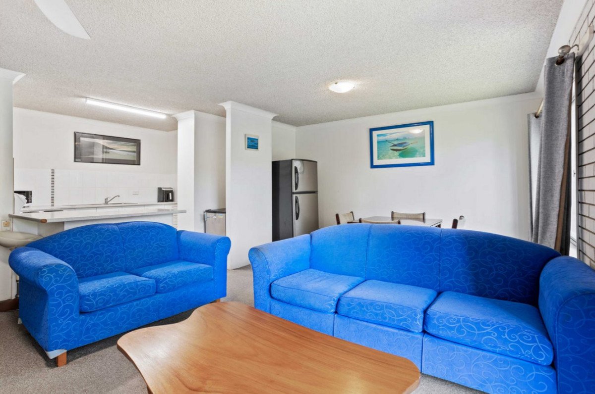 3/25-27 Hooper Drive Currumbin 4