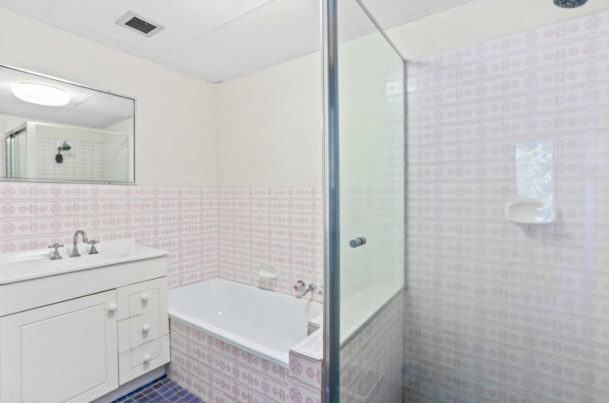 3/25-27 Hooper Drive Currumbin 6