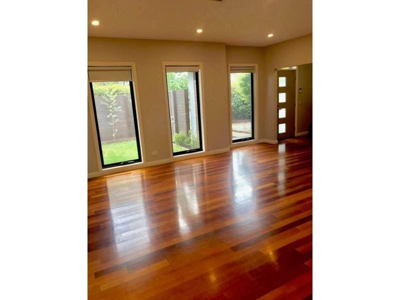 Gallery: 325 Blackshaws Road
