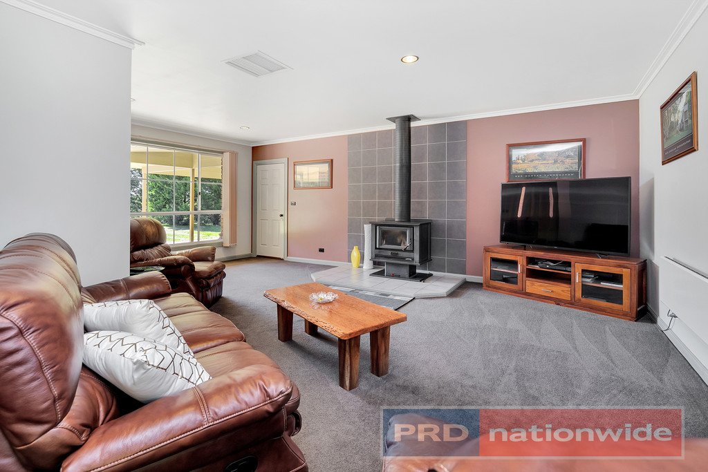 325 Clunes - Creswick Road CLUNES 5