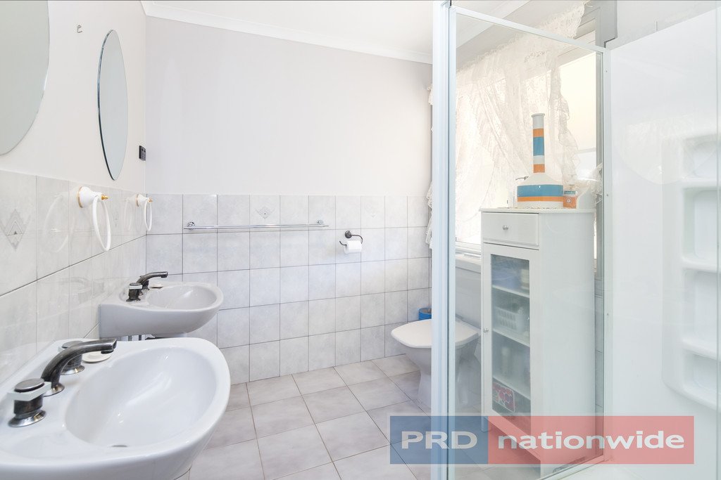 325 Clunes - Creswick Road CLUNES 7