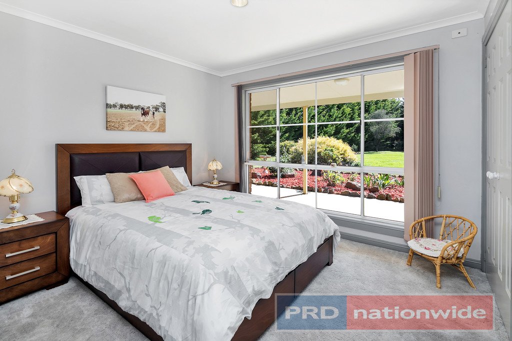 325 Clunes - Creswick Road CLUNES 8