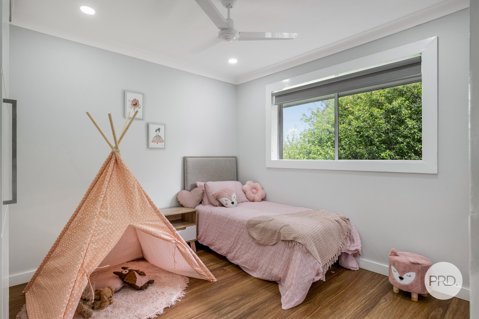 3/25 The Crescent PENRITH 8