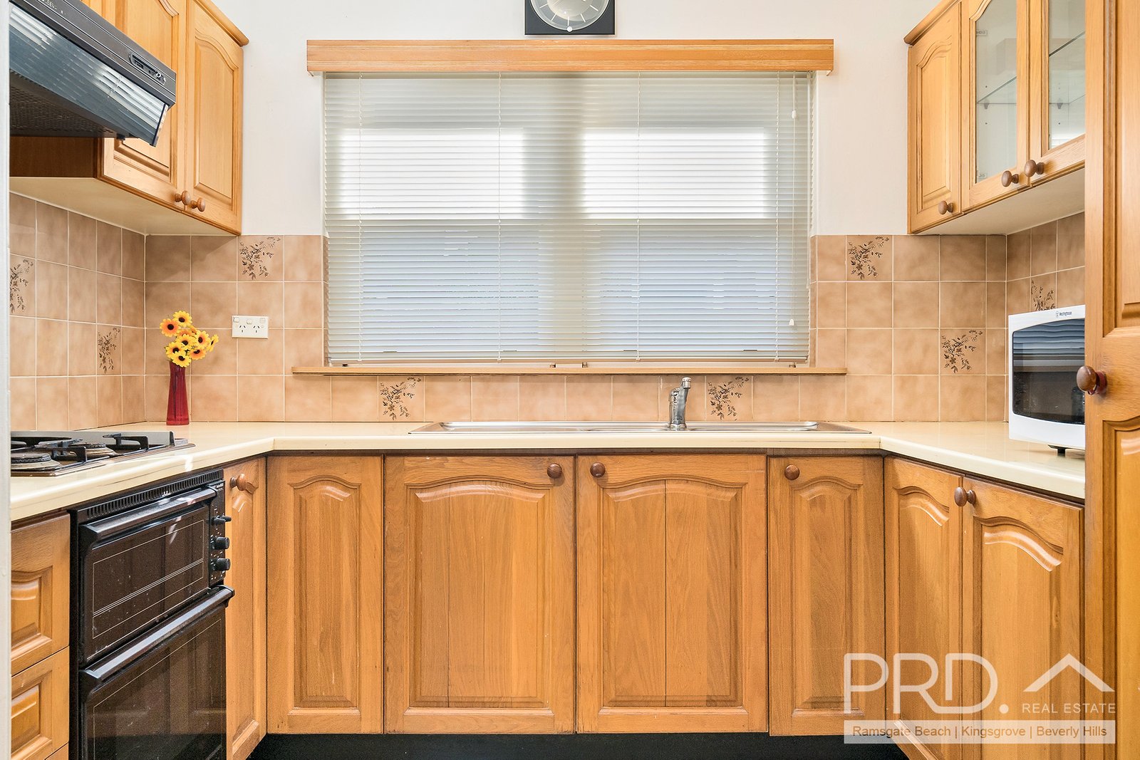 325 The Grand Parade (Cnr Sandringham St)  SANS SOUCI 4