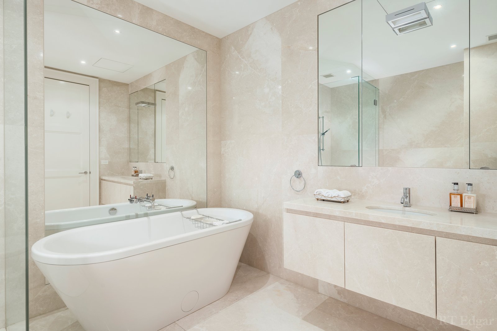 Real Estate and Property in 3/25 Tintern Avenue, Toorak, VIC